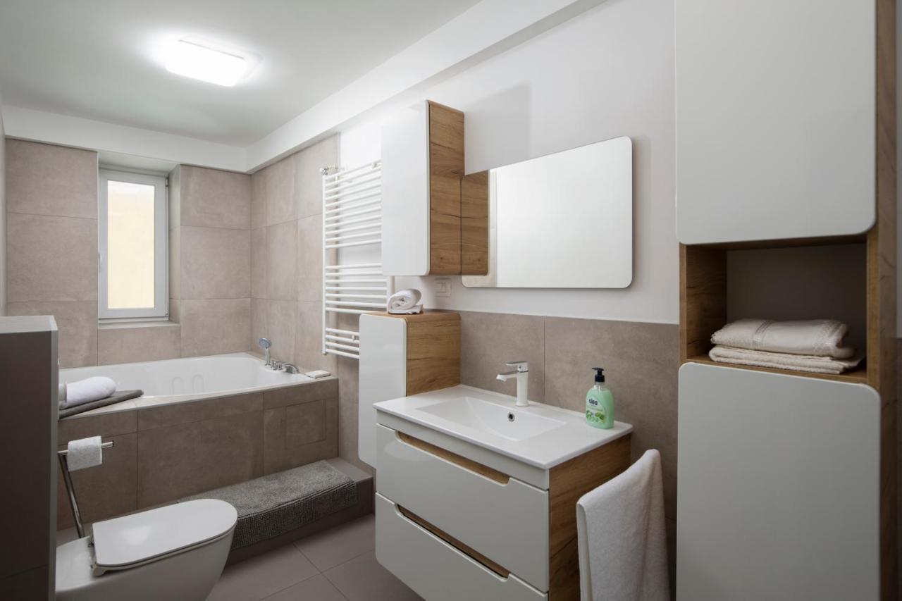 History Apartment Villa Veruda Pula Ngoại thất bức ảnh